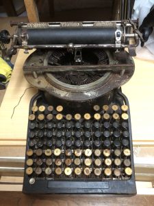 Máquina de escribir Pedro Gordo Máquina de escribir Pedro Gordo